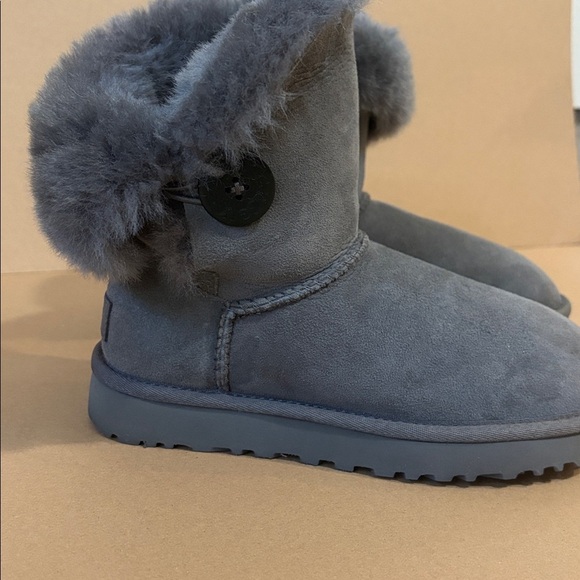 UGG Saniya Shearling Mini Boots color Caribou Water resistant - Picture 5 of 6
